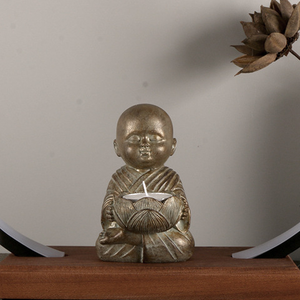 Tenendo loto candelabro piccolo monaco fatto a mano in resina Buddha figurina scrivania profumato Buddha giardino Bonsai Mini ornamenti - Product Image 3