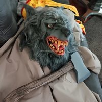 Masque de loup sanglant en latex personnalisé pour Halloween, fabriqué par HLC Factory, masque réaliste d'animal effrayant, masque de tête de loup, masque intégral effrayant