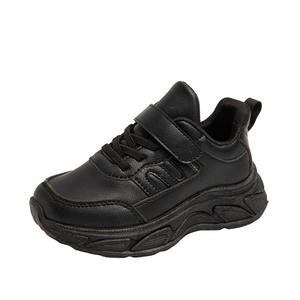 2025 nuevos zapatos deportivos para niños de primavera Otoño, suela blanda mediana grande, informal, negro, Color sólido, diseño de moda para niños y niñas - Product Image 1