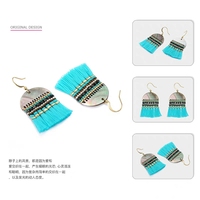 Boucles d'oreilles pendantes classiques rétro bohèmes ethniques faites à la main en coquillages naturels avec pompons, vente directe d'usine, version personnalisée