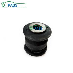 Buje Pequeño del Brazo de Control Delantero para <span class=keywords><strong>Honda</strong></span> Fit GK5 City T9A Jazz Freed Grace <span class=keywords><strong>Insight</strong></span> Shuttle HRV BELGEE X50 Coolray 51392-TG5-A01 - Product Image 1