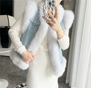 <span class=keywords><strong>Gilet</strong></span> en fourrure de renard véritable <span class=keywords><strong>bleu</strong></span> <span class=keywords><strong>clair</strong></span> pour femmes Design personnalisé - Product Image 2