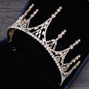 تاج ملكي من حجر الراين بتصميم جديد للبيع بالجملة تاج ماسي رائع كبير إكسسوارات شعر للعروس بتصميم كلاسيكي متألقة - Product Image 3
