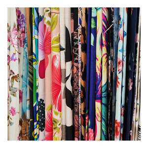 Tessuto Viscosa Floreale 30s 45s, Tessuto Rayon in Stock, Tessuto Viscosa Filato per Camicie, Abiti, Abbigliamento Femminile e Completi - Product Image 1