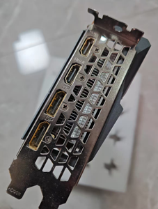Tarjeta Gráfica de Escritorio Usada Radeon 6600 GAMING OC 8GB GDDR6 con Ventilador de Refrigeración, Procesamiento Gráfico Radeon RX 6600 XT. Procesamiento en Tiempo Real - Product Image 2