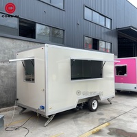 Système utilitaire complet : Remorque alimentaire carrée remorquable, unité de concession mobile pour la vente de snacks et de boissons variés, idéale pour les entreprises de vente au détail combinées