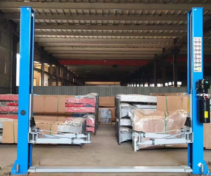 Elevador Hidráulico <span class=keywords><strong>de</strong></span> Dos Postes para Autos, Elevador <span class=keywords><strong>de</strong></span> Doble Columna para Garaje, Taller <span class=keywords><strong>de</strong></span> Reparación <span class=keywords><strong>de</strong></span> Autos y Concesionarios 4S - Product Image 1