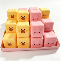 Jouet Squishy Carré en Forme de Cochon et Canard, Jouet Sensoriel Anti-Stress en Forme d'Animal de Dessin Animé, Vente en Gros, Boîte de Présentation de 12 Pièces