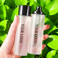 Spray Fixateur de Maquillage Personnalisé avec Logo 100ml Brume Ultra Fine Fini Visage Marque Privée Résistant à la Transpiration et à l'Eau pour la Vente en Gros