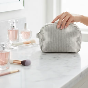 Bolsa de Maquillaje de Viaje Personalizada con Bordado a Rayas, Ecológica, Portátil, con Cierre, para Niñas - Product Image 3