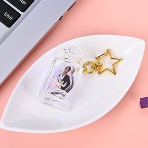 Vigreat bán buôn sáng tạo dầu lỏng Acrylic Anime <span class=keywords><strong>Shaker</strong></span> Keychain có nhu cầu chai dây móc khóa món quà dễ thương - Product Image 5