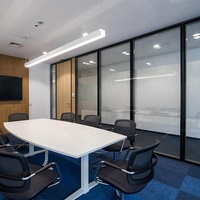 Systèmes de cloisons en verre et aluminium démontables, conception d'espace de bureau personnalisée, séparateurs de pièce en verre pour bureau