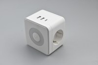 Adaptateur de prise électrique ABS noir avec protection contre les surtensions, 2 prises, 2 ports USB A et 1 port USB C, convertisseur mural intelligent 16A