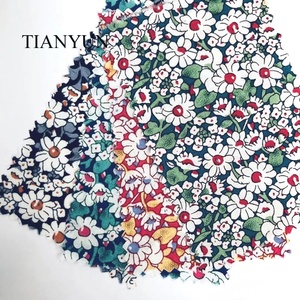 Cina produttori di popeline tessuto stampato su misura piccolo floreale biologico <span class=keywords><strong>indiano</strong></span> puro <span class=keywords><strong>cotone</strong></span> 100% tessuto 100 per il vestito federe - Product Image 2
