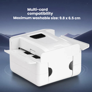 Nuova Macchina Automatica per Mescolare Carte in Plastica per Tavolo da Poker Texas e Giochi da Tavolo ONU, Ricaricabile ed Ecologica - Product Image 4