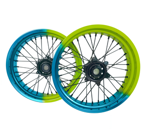 Ensemble de roues Fit EXC 2022-2026 117, deux tons, bleu clair et jaune fluorescent, roues à rayons Supermoto Motard, EXC deux tons bleu - Product Image 1