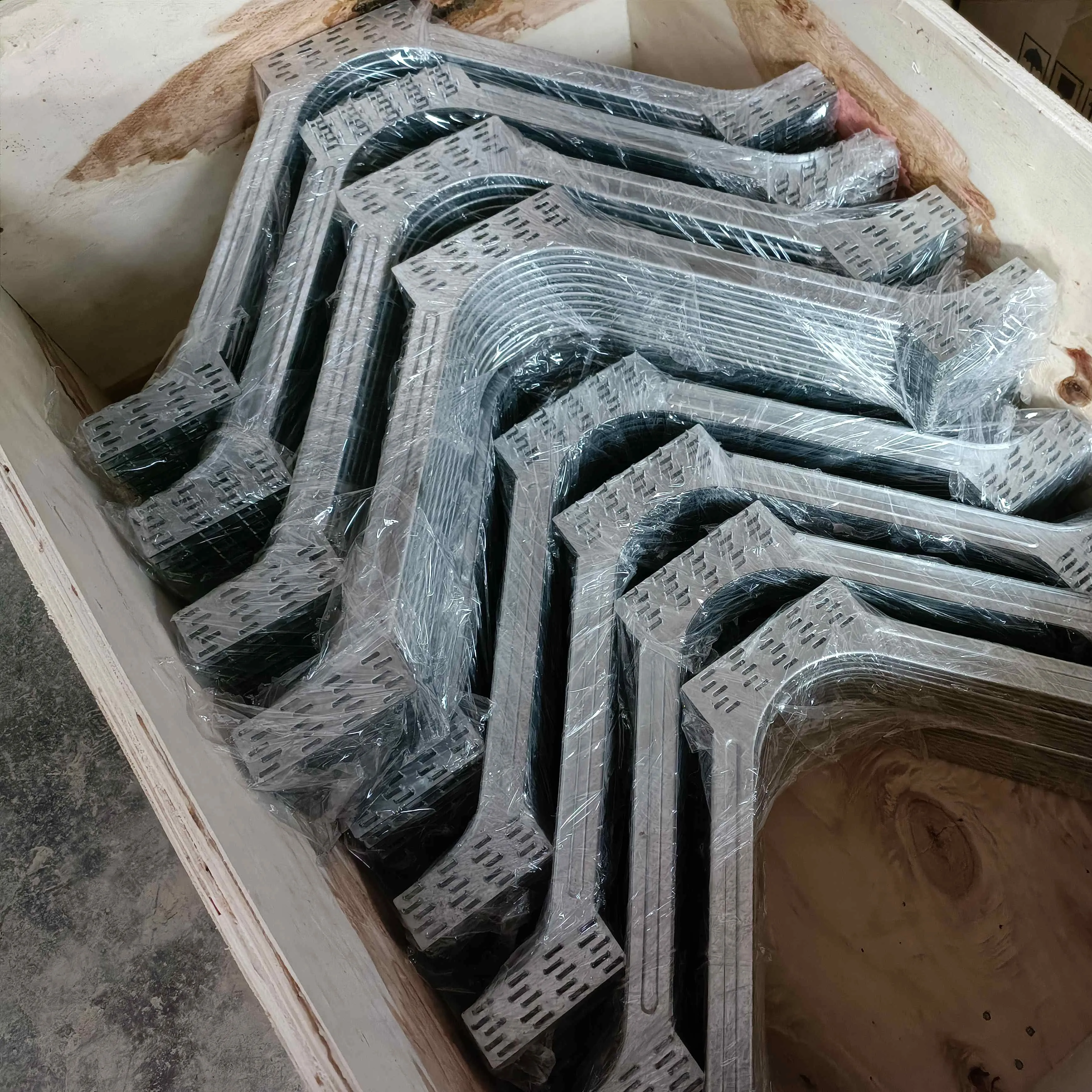 Travetto in acciaio zincato travetto a traliccio dimensionale per montaggio frontale con connettori strutturali