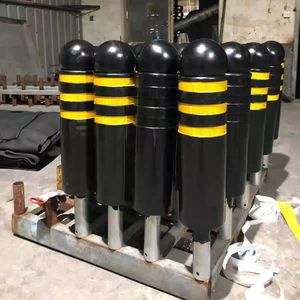 حاجز مرور مطاطي أسود متين للسلامة المرورية، عمود تحديد المسارات على الطرق - Product Image 5