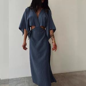 Robe longue en coton et lin, modèle OEM personnalisé, haute qualité, dos nu, sexy, amincissante, sans taille, col en V, fente haute - Product Image 2