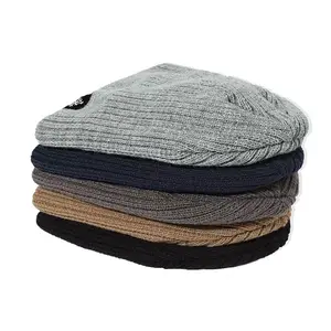 Großhandel Acryl Winter Strick mütze Warm Cuffed Beanie Hüte für Frauen Männer mit dickem Fleece gefüttert