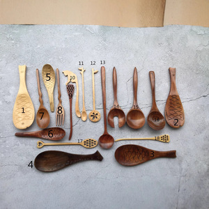 Japanese Korean Style Wooden <b>Honey</b> Spoon Long Handle Lotus Wood Stirring Spoon Animal Pattern Creative Design - Product Image 2