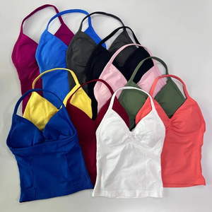 Completo <span class=keywords><strong>Fitness</strong></span> <span class=keywords><strong>Donna</strong></span> 2 Pezzi Senza Cuciture e Senza Schienale, Traspirante, con Top Imbottito Halterneck Push-Up e Shorts Plissettati Modellanti - Product Image 2