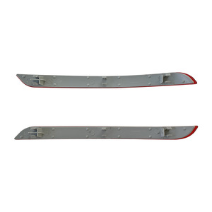 Mercedes-Benz ML-Class W166 Rear Bumper Reflectors 1668200074L 1668200174R Rectangle Meniscus ABS LED Lenses - Product Image 2