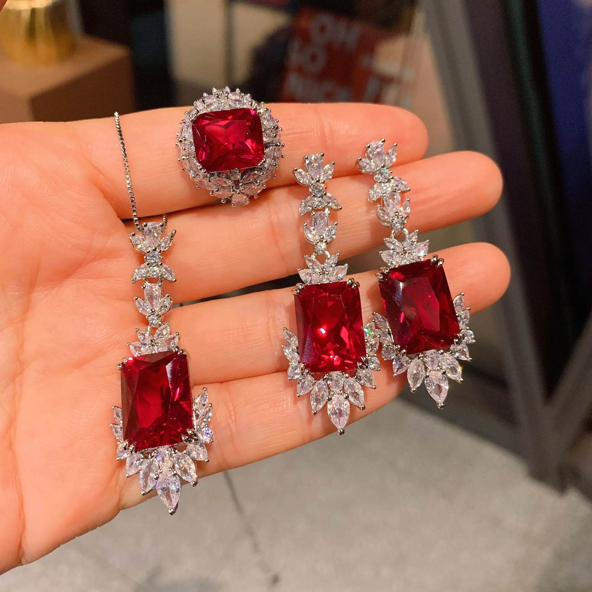 Fashion Floral Bridal Jewelry Sets Charm Red Crystal Rhinestone Necklace Earrings Ring Wedding Jewelry Sets for Women Party