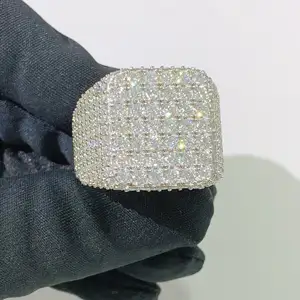 हिप-हॉप गहने बस्ट नीचे दौर Moissanite क्यूबा अंगूठी कस्टम मेड 925 चांदी आइस्ड बाहर वर्ग Moissanite अंगूठी पुरुषों उपहार