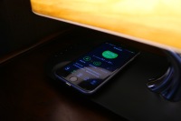 Dorui Maison Intelligente LED Lampe De Chevet Chargeur Sans Fil BT Haut-Parleur Mode Veille Lampe De Nuit