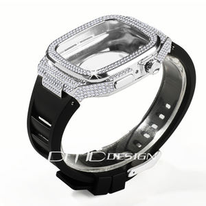 Boîtier de montre en métal de luxe avec <span class=keywords><strong>pierre</strong></span> glacée, bracelet en caoutchouc fluoré pour Apple Watch 42mm/44mm/45mm/46mm IWatch Series 10/9/8/7/6/5/4/SE - Product Image 1