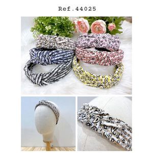 Fascia per capelli con crisantemi DIADEMA, fascia elastica larga stampata per donna, accessorio moda - Product Image 1