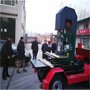 Scie à ruban verticale pour coupe de bois avec haute rigidité et moteur de 15kW pour coupe de bûches forestières - Product Image 4