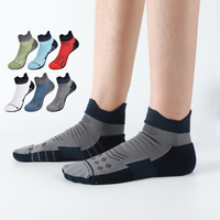 Coussin de performance évacuant l'humidité anti-dérapant respirant hommes Compression chaussettes de sport de course