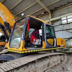 Excavatrice d'occasion SANY SY215C de 21,5 tonnes, bras renforcé, chenilles, pour travaux de terrassement, exploitation minière et carrière. - Product Image 2