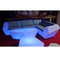 Ensemble de chaises LED Diamond en plastique, légères, portables, éclairées, mobilier commercial, faciles à nettoyer, résistantes aux chocs, table de bar lumineuse