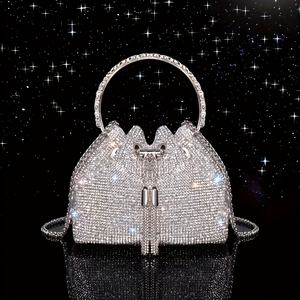 Bolso Redondo Hecho a Mano de Alta Calidad con Borlas y Cristales, Casual, Elegante, con Cadenas Cruzadas para Damas - Product Image 1