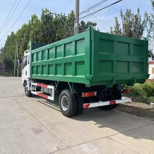 Camion benne basculante HOWO 4X2 en bon état, capacité de 6 tonnes, benne hydraulique pour travaux municipaux, faible nombre d'heures de fonctionnement, en stock - Product Image 6