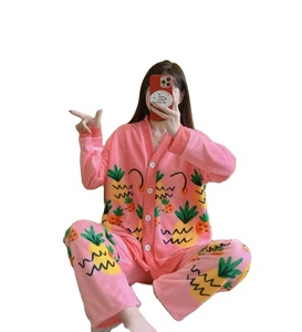 Indumenti da notte invernali da <span class=keywords><strong>donna</strong></span> in flanella caldo <span class=keywords><strong>pigiama</strong></span> a maniche lunghe Cardigan in pile spesso abbigliamento per la casa cartoni animati coreani abbigliamento da notte da soggiorno - Product Image 3