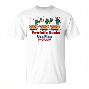T-shirt Patriotic Ducks con bandiera degli Stati Uniti per il 4 luglio - Product Image 2