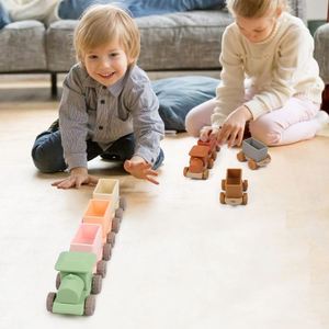Lot de 4 jouets de train en silicone pour bébés, blocs d'apprentissage souples et colorés pour tout-petits - Product Image 1