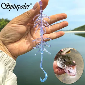 Señuelo de Pesca Flotante de TPR de 13cm con Aroma a Camarón, con Falda y Forma de Gusano Suave, Luminoso UV para Pesca Nocturna de Lubina, Trucha, Perca y Lucio - Product Image 1