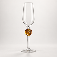 Luxuriöser, wiederverwendbarer, doppelwandiger, mundgeblasener Kristall-Glas-Edelstein-Stiel-Dekorationsbecher, eleganter, klarer Flötenkelch für Bar und Hochzeit