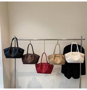 Sac à main neuf d'usine, sac à bandoulière grande capacité, sac fourre-tout pour femme tendance et de haute qualité - Product Image 2