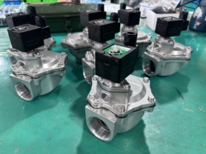 Nhà Máy 1-1/2inch DN20 DN25 DN32 DN40 DN50 220VAC 24V đôi màng chủ đề bên Phải góc Bụi Collector solenoid xung van - Product Image 4