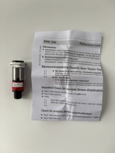 Sensor Fotoeléctrico Polarizado Retroreflectante Leuze PRK328.3/4P-M12 50122695, M12 4 pines PNP IP67, Amplio Rango de Detección de 0.02 a 4.5m - Product Image 6