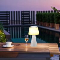 Lampe de chevet LED tactile moderne et minimaliste à piles, avec fonction de gradation, design original, lampe de table en métal pour une ambiance relaxante