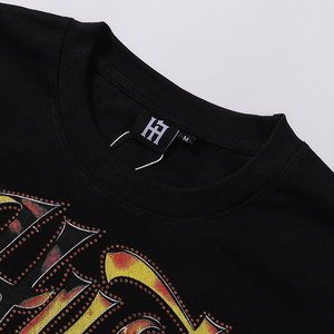 T-shirt Homme Personnalisé en Coton Lourd Style Streetwear avec Impression Numérique et Strass Thermocollés – Collection Hustlers - Product Image 4
