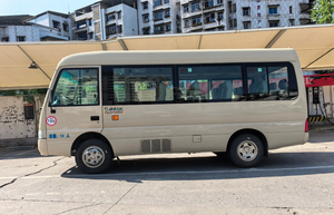 JMC Coaster 2017 2.8L Versión diésel para transporte de pasajeros por carretera Minibus de 19 asientos - Product Image 2