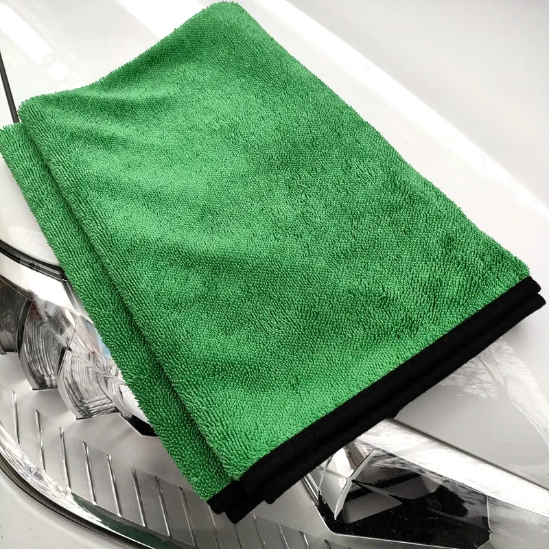 Vente en gros de serviettes en microfibre de nettoyage de voiture en peluche coréenne, serviettes en microfibre super absorbantes, lavage de séchage de détail de voiture, logo 600 gsm rouge